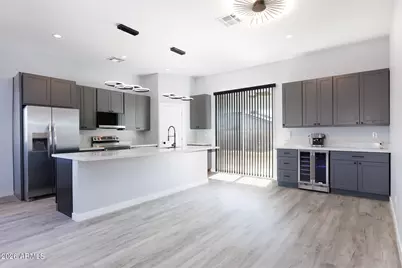 10153 W Wenden Drive, Arizona City, AZ 85123 - Photo 13