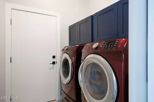 10153 W Wenden Dr, Arizona City, AZ 85123 - Photo 35