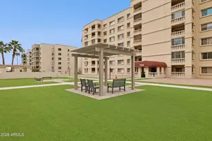 7950 E Camelback Rd, Scottsdale, AZ 85251 - Photo 17