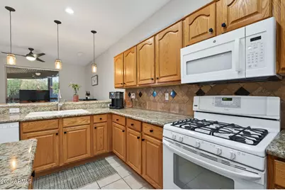 19708 N Jojoba Court, Surprise, AZ 85374 - Photo 15