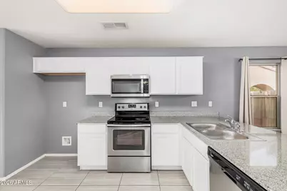 1877 W Road Agent Street, Apache Junction, AZ 85120 - Photo 9