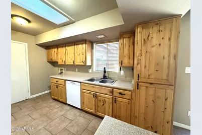 25407 S Pinewood Drive, Sun Lakes, AZ 85248 - Photo 7