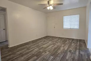 5032 S 35th Dr, Phoenix, AZ 85041 - Photo 3