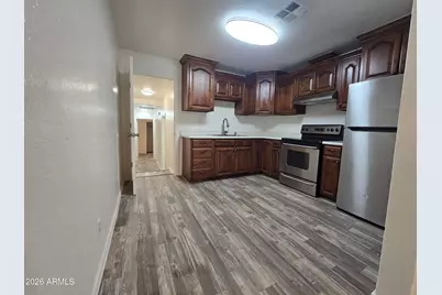 5032 S 35th Drive, Phoenix, AZ 85041 - Photo 5