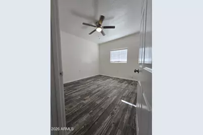 5032 S 35th Drive, Phoenix, AZ 85041 - Photo 11