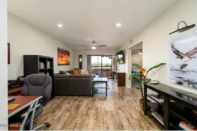 4303 E Cactus Road #437, Phoenix, AZ 85032 - Photo 9