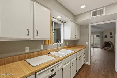 4323 N 29th Place, Phoenix, AZ 85016 - Photo 9