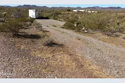 42215 N 261st Avenue #-, Morristown, AZ 85342 - Photo 5