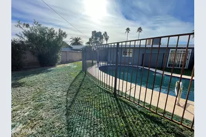 2128 W Hartford Avenue, Phoenix, AZ 85023 - Photo 21