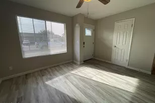 2128 W Hartford Ave, Phoenix, AZ 85023 - Photo 3