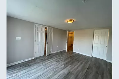 2128 W Hartford Avenue, Phoenix, AZ 85023 - Photo 11