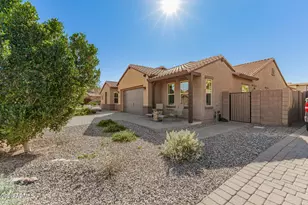 2052 S Navajo Ct, Chandler, AZ 85286 - Photo 3