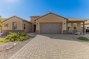 2052 S Navajo Ct, Chandler, AZ 85286 - Photo 3