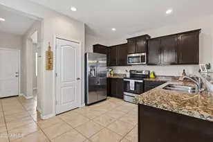 24454 W Mobile Ln, Buckeye, AZ 85326 - Photo 5