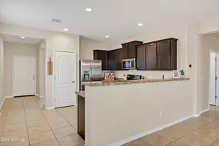 24454 W Mobile Ln, Buckeye, AZ 85326 - Photo 7