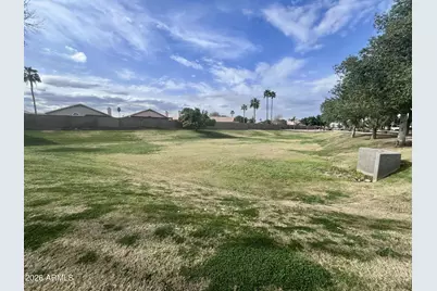 898 W Tremaine Avenue, Gilbert, AZ 85233 - Photo 29