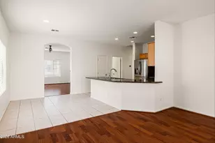 898 W Tremaine Ave, Gilbert, AZ 85233 - Photo 9