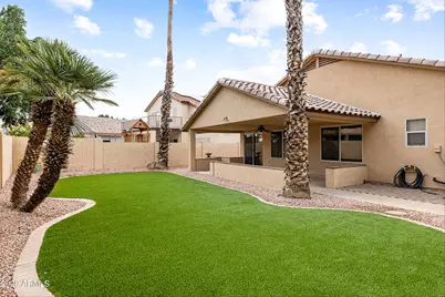 898 W Tremaine Avenue, Gilbert, AZ 85233 - Photo 23