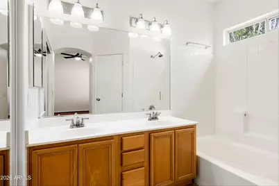 898 W Tremaine Avenue, Gilbert, AZ 85233 - Photo 15