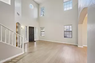 15948 W Mauna Loa Ln, Surprise, AZ 85379 - Photo 3