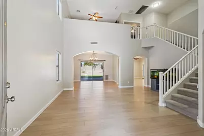 15948 W Mauna Loa Lane, Surprise, AZ 85379 - Photo 5