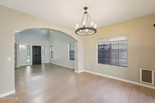 15948 W Mauna Loa Ln, Surprise, AZ 85379 - Photo 7