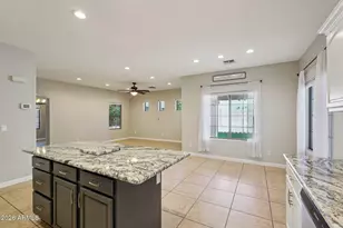 15948 W Mauna Loa Ln, Surprise, AZ 85379 - Photo 11