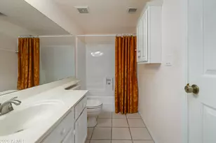 41 E Betty Elyse Ln, Phoenix, AZ 85022 - Photo 15