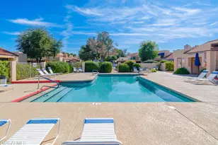 41 E Betty Elyse Ln, Phoenix, AZ 85022 - Photo 7