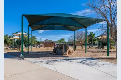 41 E Betty Elyse Lane, Phoenix, AZ 85022 - Photo 39