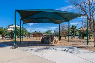 41 E Betty Elyse Ln, Phoenix, AZ 85022 - Photo 39