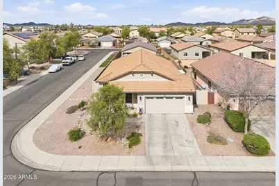 332 W Seven Seas Drive, Casa Grande, AZ 85122 - Photo 9