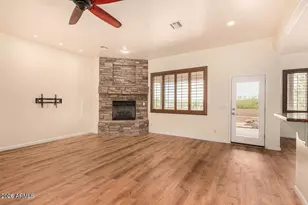 1415 W Lavitt Ln, Phoenix, AZ 85086 - Photo 37