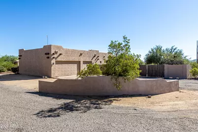 1415 W Lavitt Lane, Phoenix, AZ 85086 - Photo 1