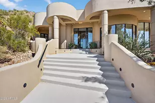 8812 E Palm Ln, Mesa, AZ 85207 - Photo 11