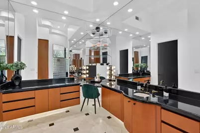 8812 E Palm Lane, Mesa, AZ 85207 - Photo 43