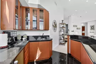 8812 E Palm Ln, Mesa, AZ 85207 - Photo 23