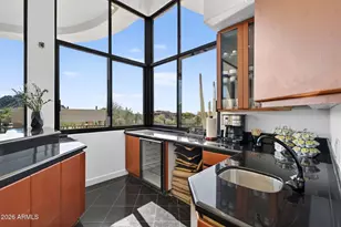 8812 E Palm Ln, Mesa, AZ 85207 - Photo 27