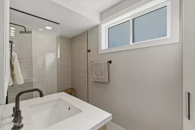 3929 E Mercer Lane, Phoenix, AZ 85028 - Photo 19