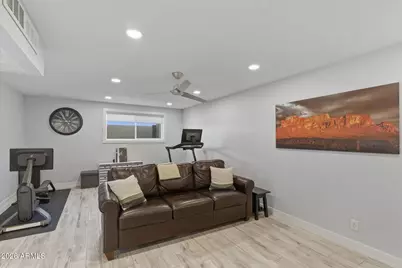 3929 E Mercer Lane, Phoenix, AZ 85028 - Photo 17