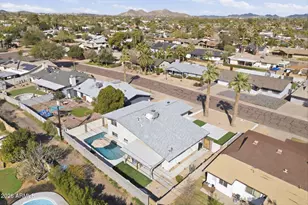 3929 E Mercer Ln, Phoenix, AZ 85028 - Photo 27