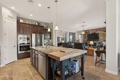 18398 W Rimrock Street, Surprise, AZ 85388 - Photo 7