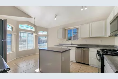 13132 W Sheridan Street, Goodyear, AZ 85395 - Photo 11