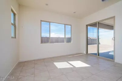 10016 S 36th Avenue, Laveen, AZ 85339 - Photo 5