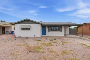 1427 S Delaware Dr, Apache Junction, AZ 85120 - Photo 3