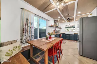 8342 W Seldon Ln, Peoria, AZ 85345 - Photo 11