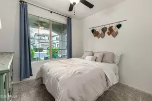 18124 W Ivy Ln, Surprise, AZ 85388 - Photo 7