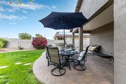 18124 W Ivy Lane, Surprise, AZ 85388 - Photo 59