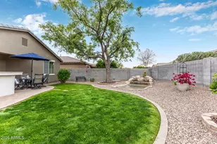 18124 W Ivy Ln, Surprise, AZ 85388 - Photo 71