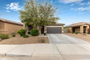 18124 W Ivy Ln, Surprise, AZ 85388 - Photo 19